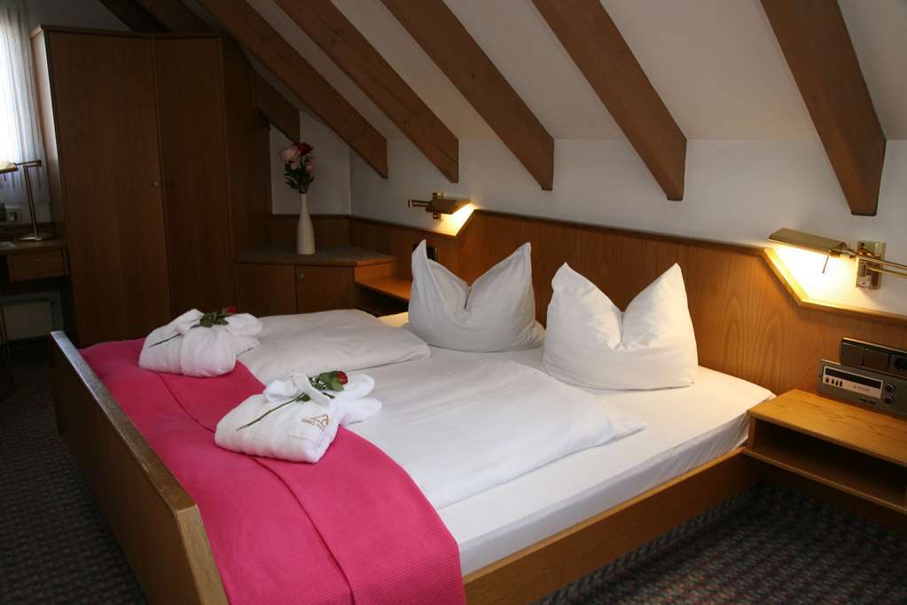 Hotel Mohren Ochsenhausen Kamer foto